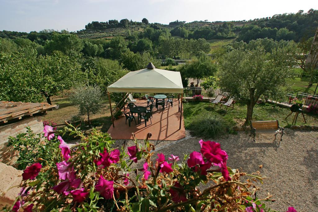 Podere Il Pero Siena Exterior photo